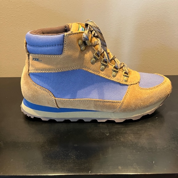 LL Bean Hiking Boots, Women's 11M - Picture 3 of 6